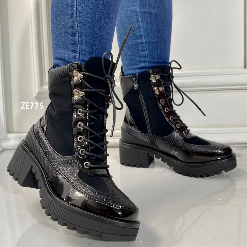 Botin negro textura tacon 5cm  CR186  C12