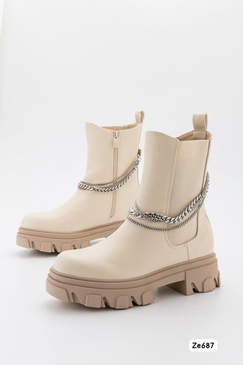Bota beige aplique cadena suela 3cm  VS-U8FW031 - Image 3