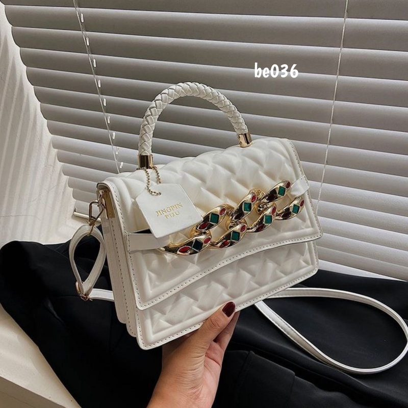 Bolso blanco aplique 23Cm*16Cm 9867-31