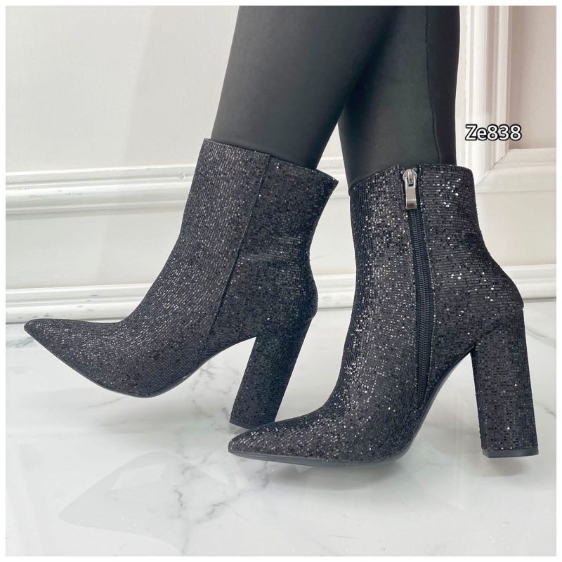 Botin negro aplique brillantes tacon 10cm  801  C15 - Image 2