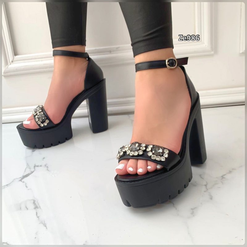 Sandalia negra apliques brillantes tacon 12cm   109-10