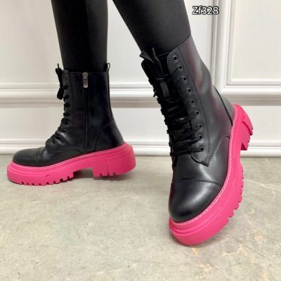 Botin negro suela fucsia 4cm   180   C1
