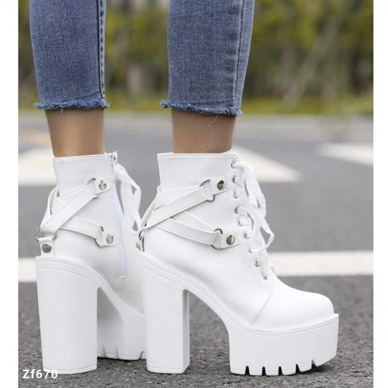 Botin blanco correas plataforma 4cm tacon 13cm  1191-3  C-4