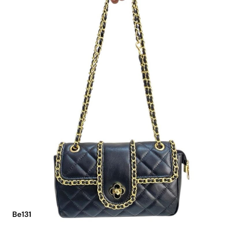 Bolso negro aplique cadena dorada   25cm*  15cm  689  C-B - Image 2