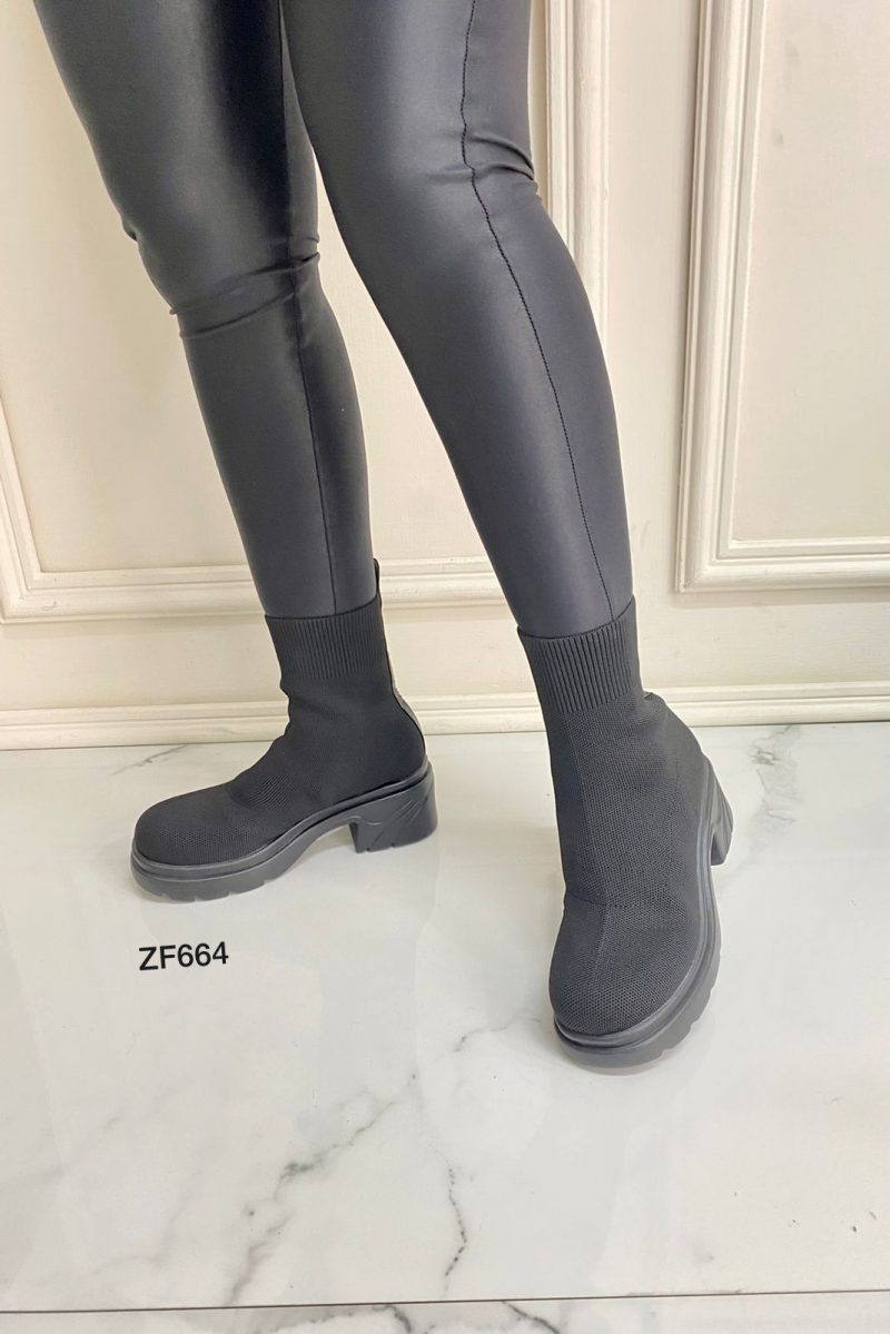 Botin negro suela 5cm  BOT04C   C-1