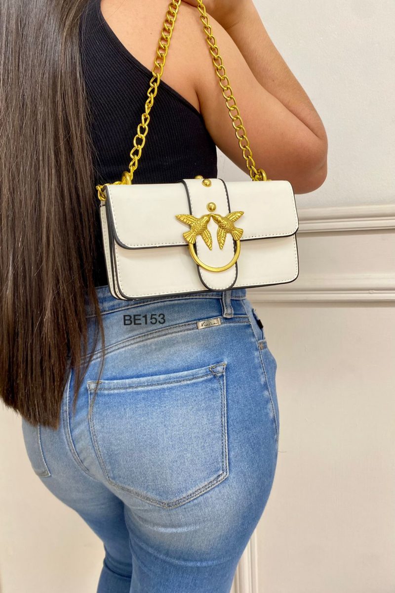 Bolso blanco apliques dorados   21cm*  12cm   0569  C-B