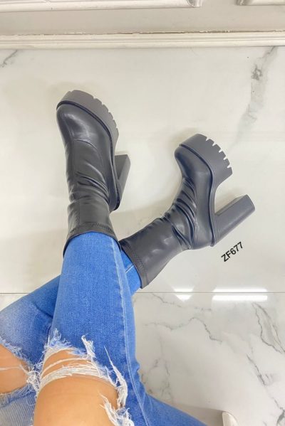 Botin negro plataforma 4cm tacon 13cm 193-26 C-4