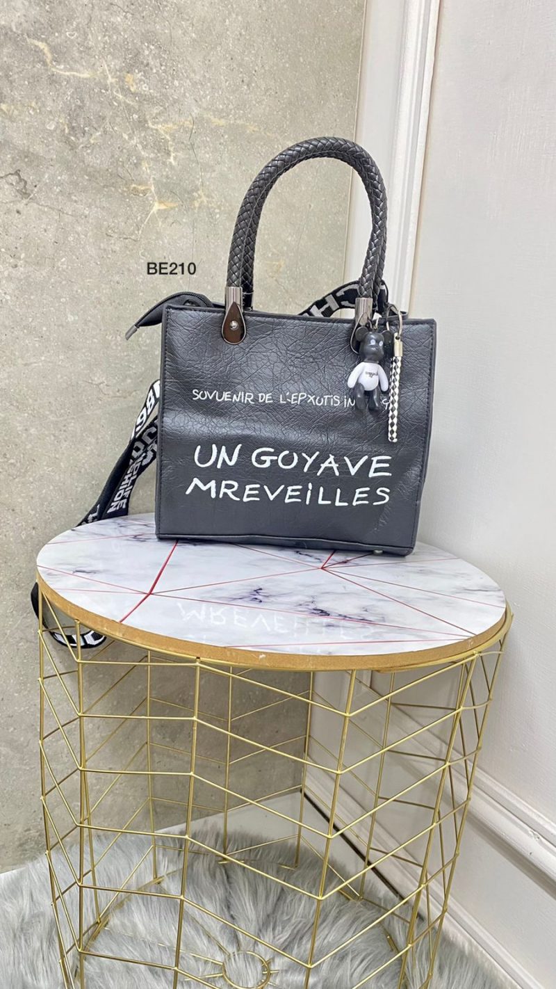 Bolso negro detalles  24cm*  21cm   BAG16   C-B