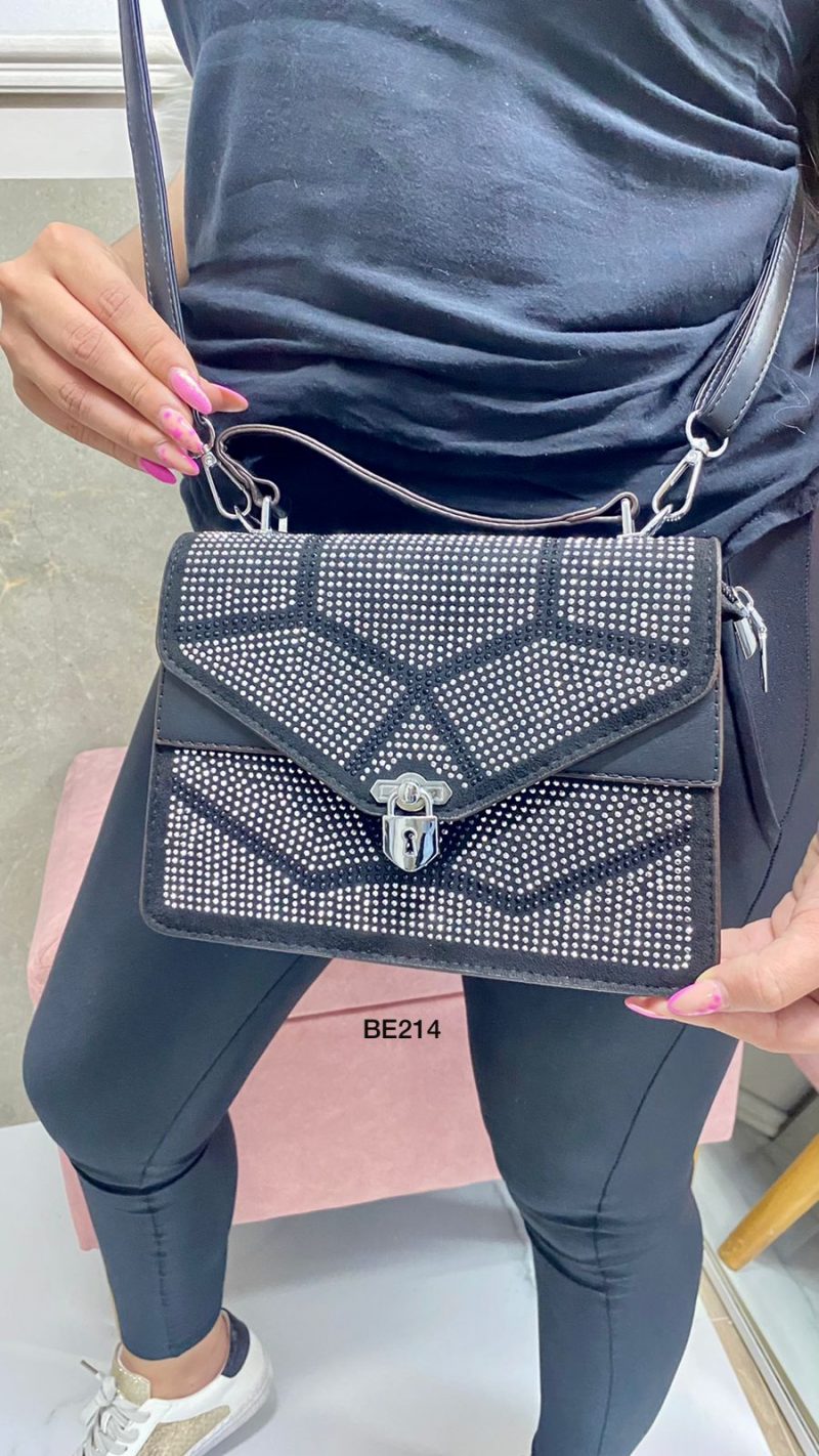 Bolso negro apliques brillantes   22cm*  15cm  8609  C-B