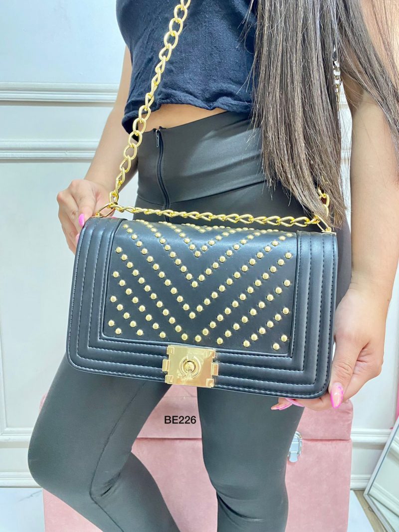 Bolso negro apliques dorados   26cm*  16cm   1225  C-B - Image 2