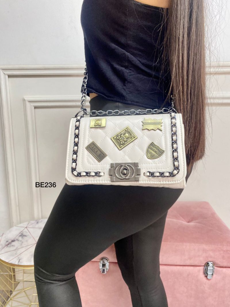 Bolso blanco apliques dorado cadena plomo 20cm*  13cm  BAG07  C-B - Image 2