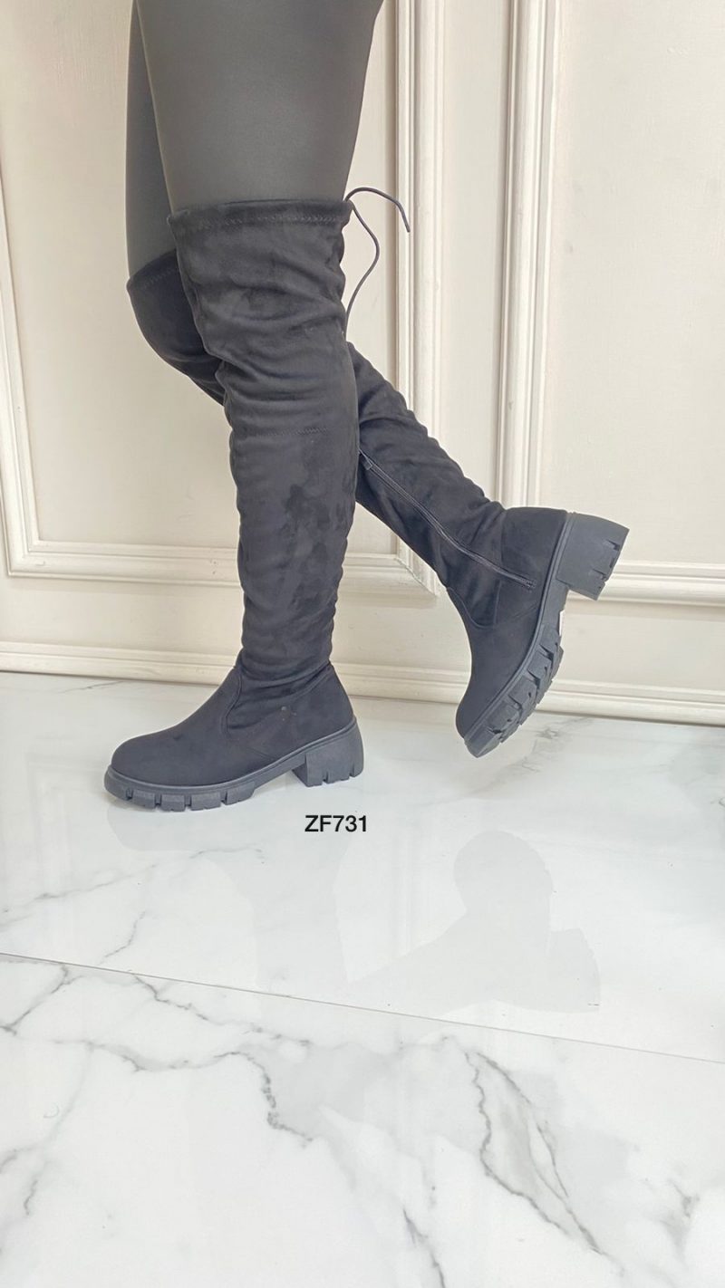 Bota caña alta negra suela 5cm   CR642  C-71