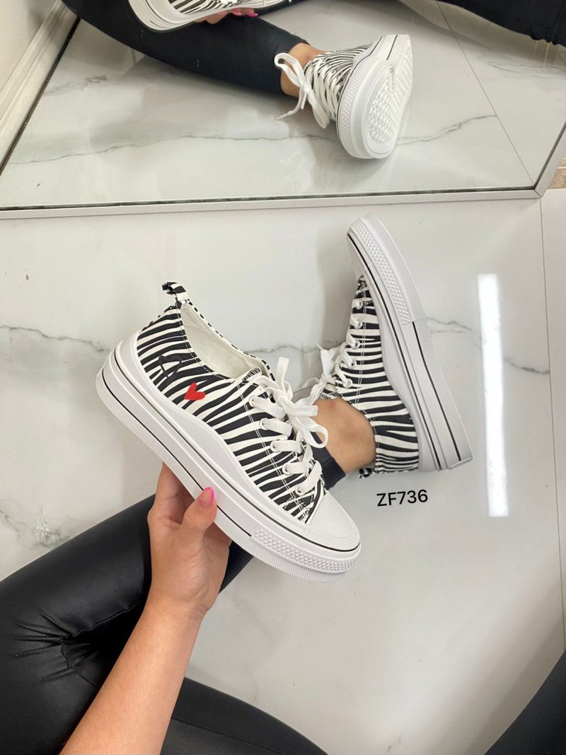 Tenis blanco textura negra suela 3cm   PC180  C-69