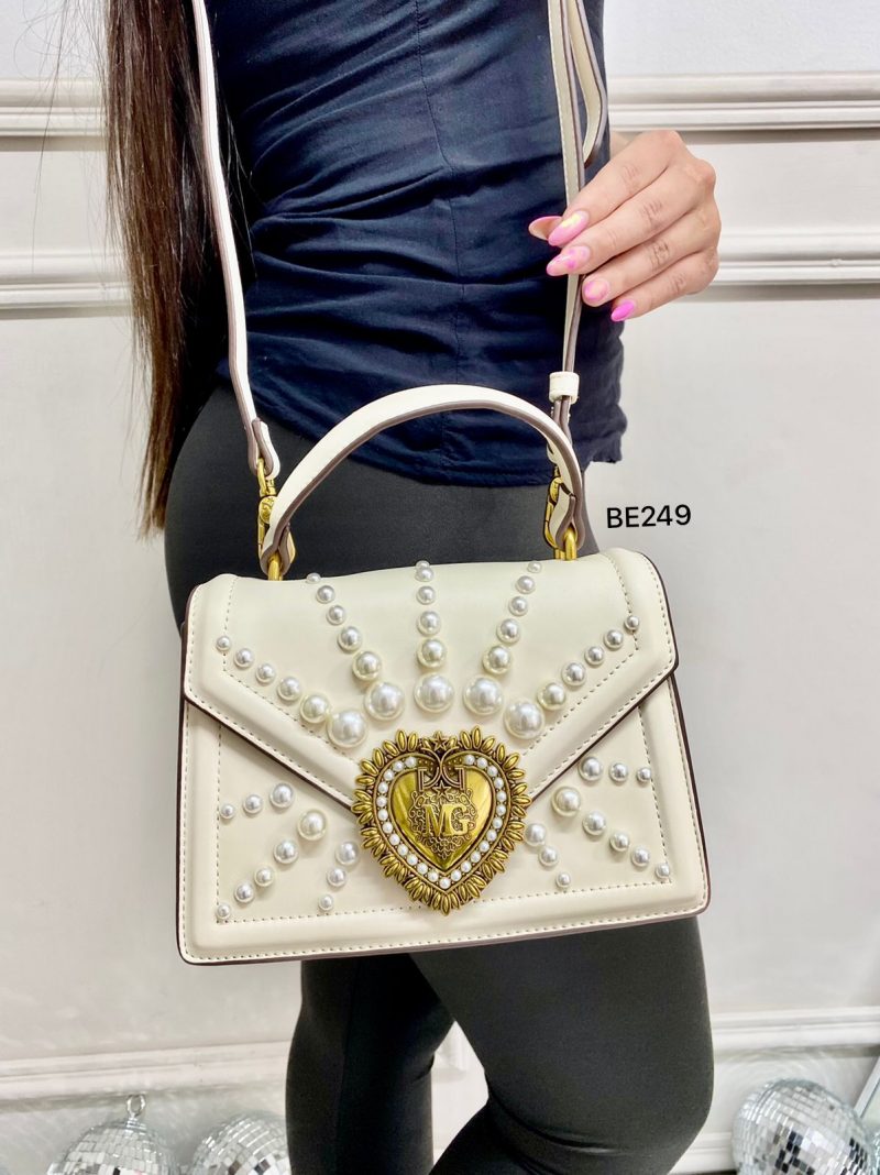 Bolso blanco apliques perlas  18cm*  13cm  6513-1  C-B