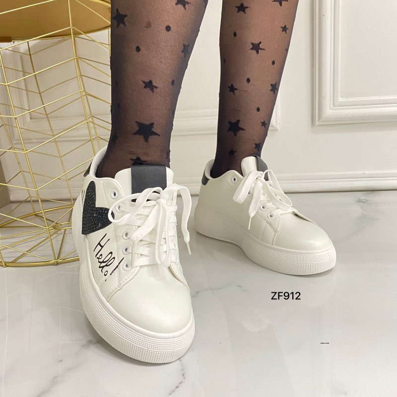 Tenis blancos detalles negros apliques suela 5cm  N 5308B  C-4