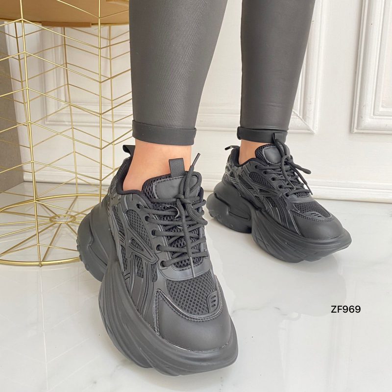 Tenis negro suela 6cm  TNS02#  C-1