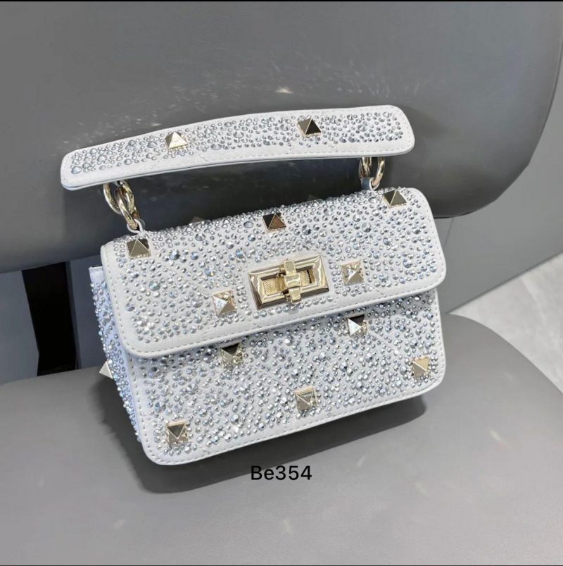 Bolso plateado apliques brillantes detalles cadena dorada  24cm* 16cm  2235  C-B - Image 2