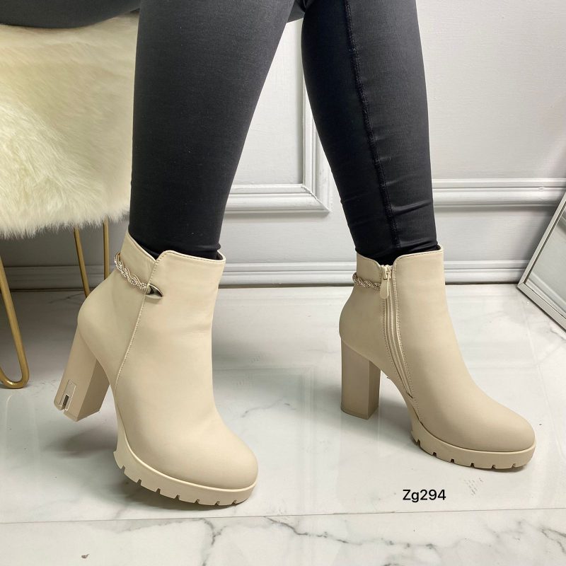 Botin beige apliques plateado tacon 10cm   A599  C-40