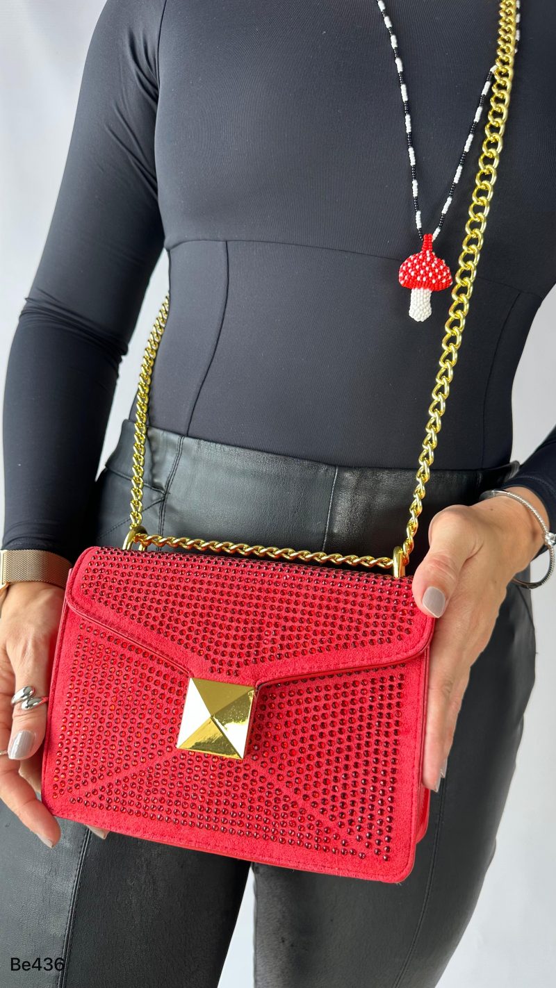 Bolso rojo apliques brillantes detalle cadena dorada 20cm* 17cm* 5cm  3038#  C-B