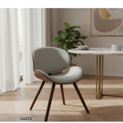 Silla base de madera y asiento gris en policuero  73.5cm* 50cm* 49cm