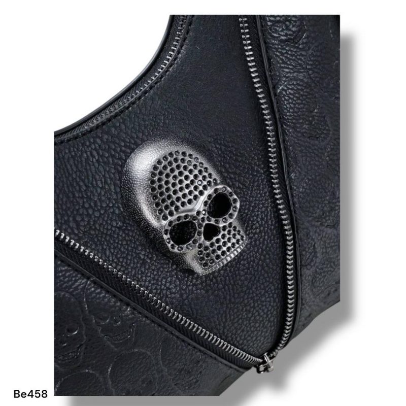 Bolso negro apliques detalles calavera 32cm* 10cm* 26cm   304#  C-B - Image 3
