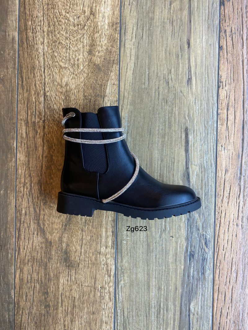 Botin negro apliques plateado brillante suela 3cm  E39  C-52