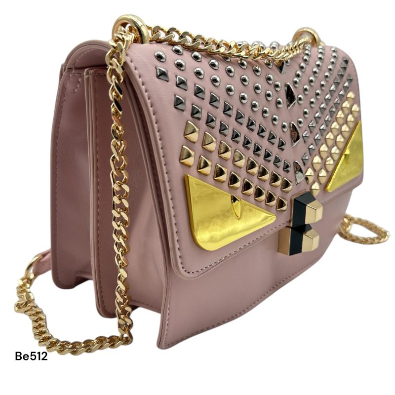 Bolso rosado apliques plateado ojos y cadena dorado  22cm* 9cm* 17cm  C- 23196-1 - Image 3