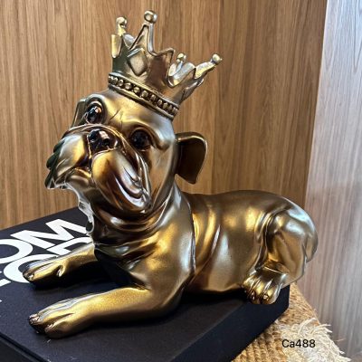 Articulo decorativo perro bull dog color cobre corona  32cm* 15cm* 27cm