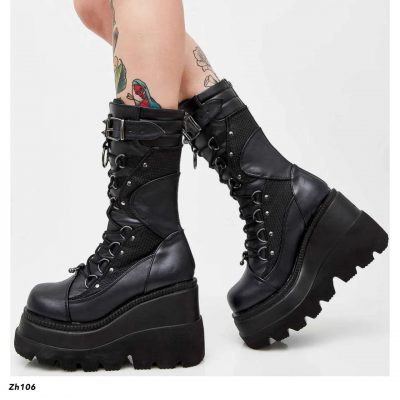 Bota caña media negro apliques puntas plataforma 9cm  255-149
